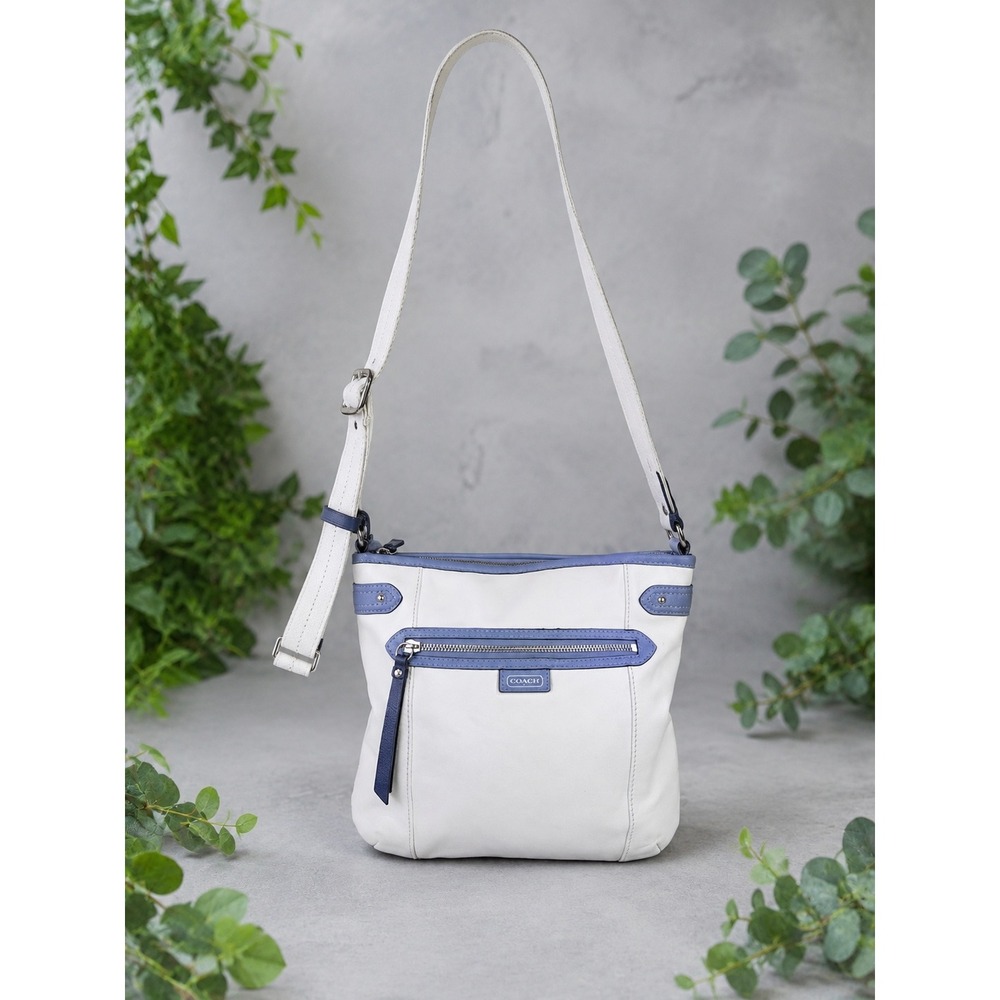 C218 Coach Daisy Spectator crossbody